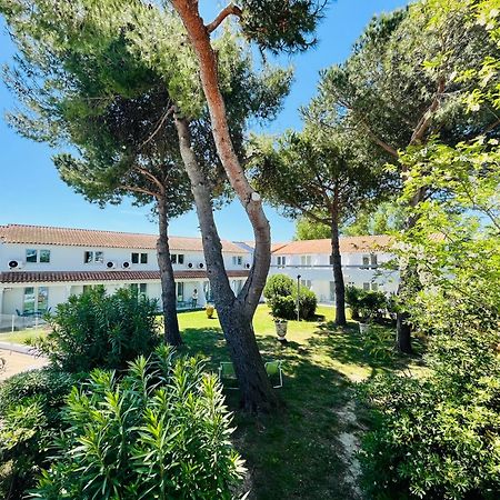 Artemia Aigues-Mortes - Hotel Avec Piscine Zewnętrze zdjęcie