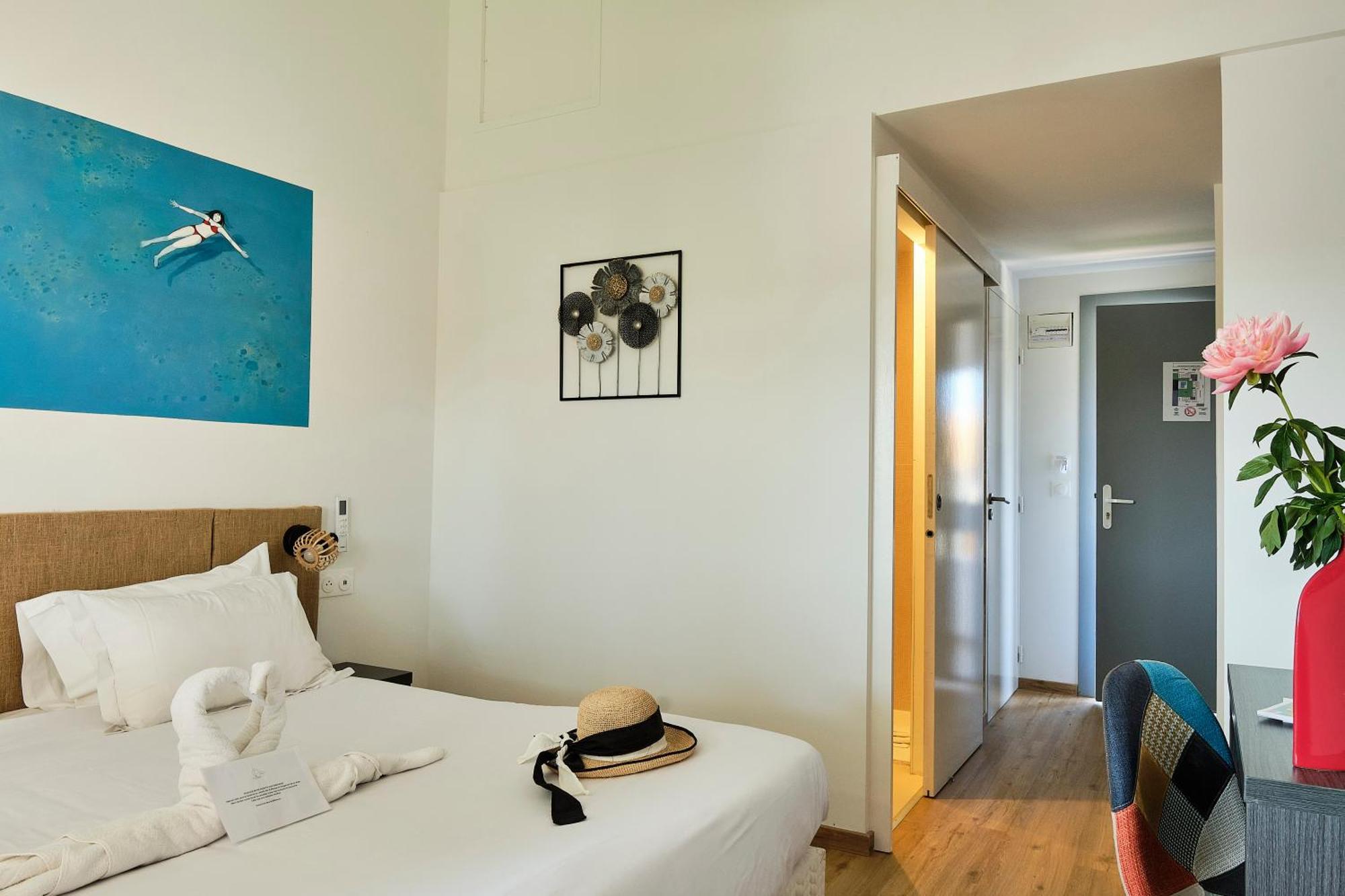Artemia Aigues-Mortes - Hotel Avec Piscine Zewnętrze zdjęcie