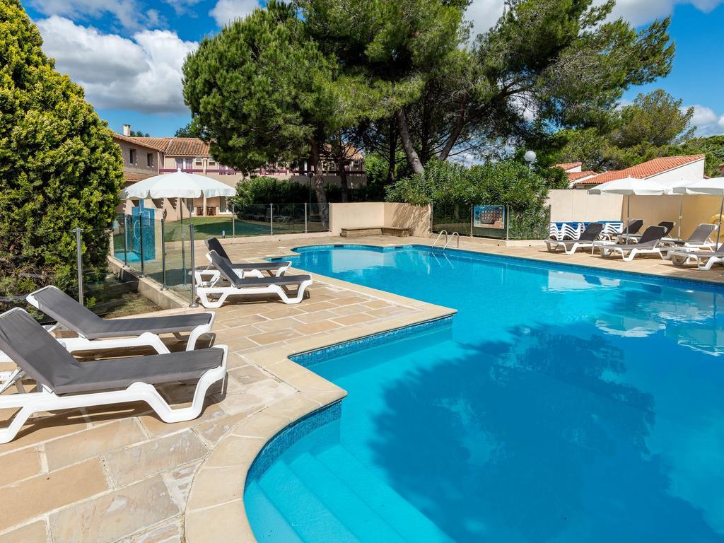 Artemia Aigues-Mortes - Hotel Avec Piscine Zewnętrze zdjęcie