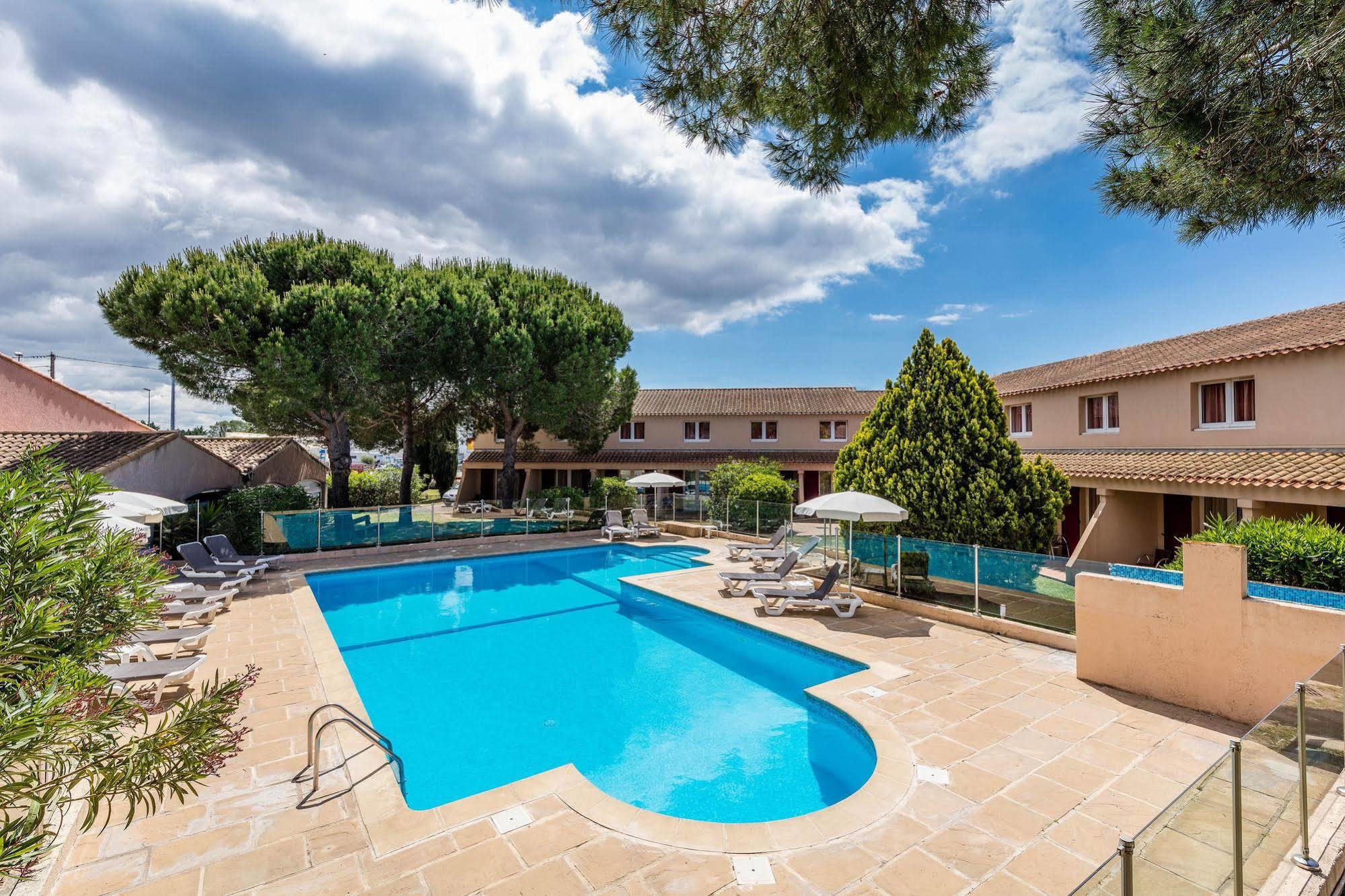 Artemia Aigues-Mortes - Hotel Avec Piscine Zewnętrze zdjęcie