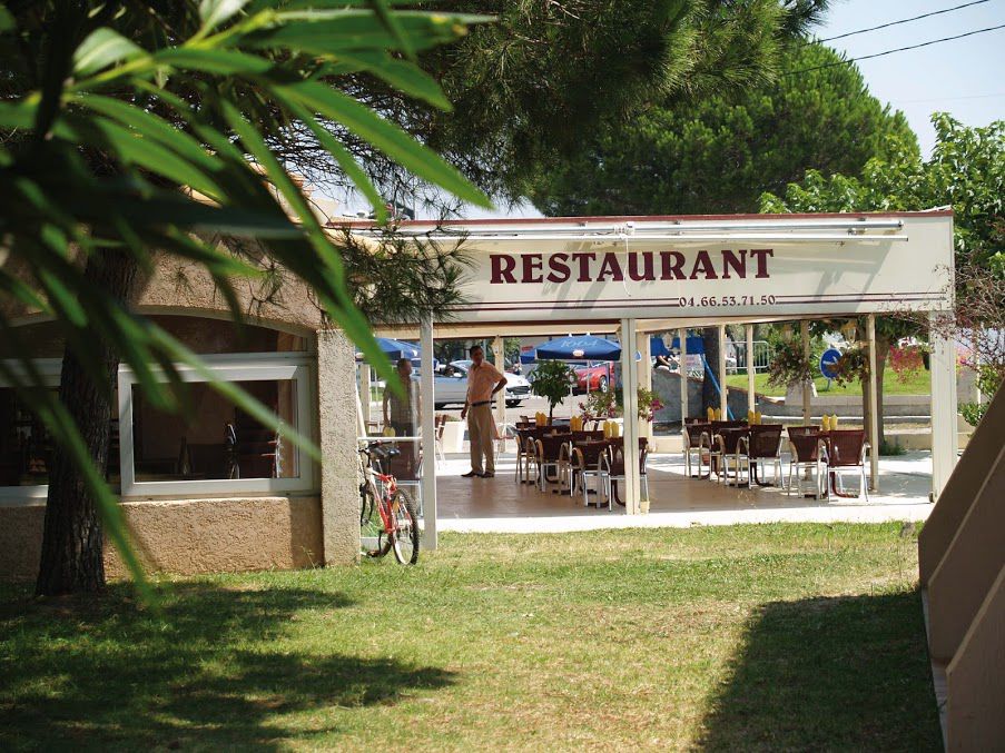 Artemia Aigues-Mortes - Hotel Avec Piscine Zewnętrze zdjęcie