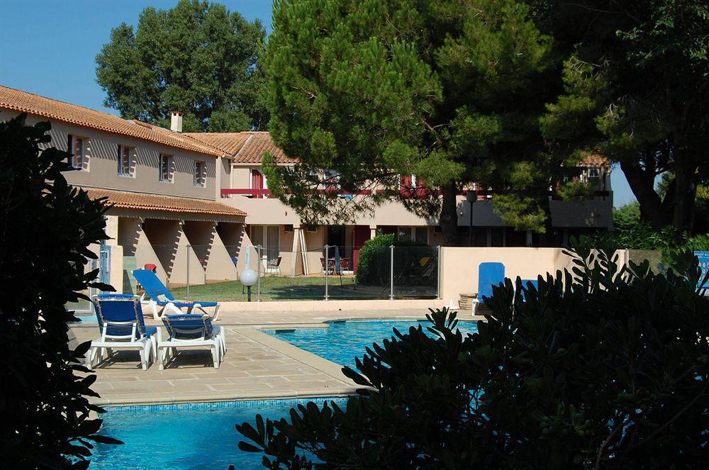 Artemia Aigues-Mortes - Hotel Avec Piscine Zewnętrze zdjęcie